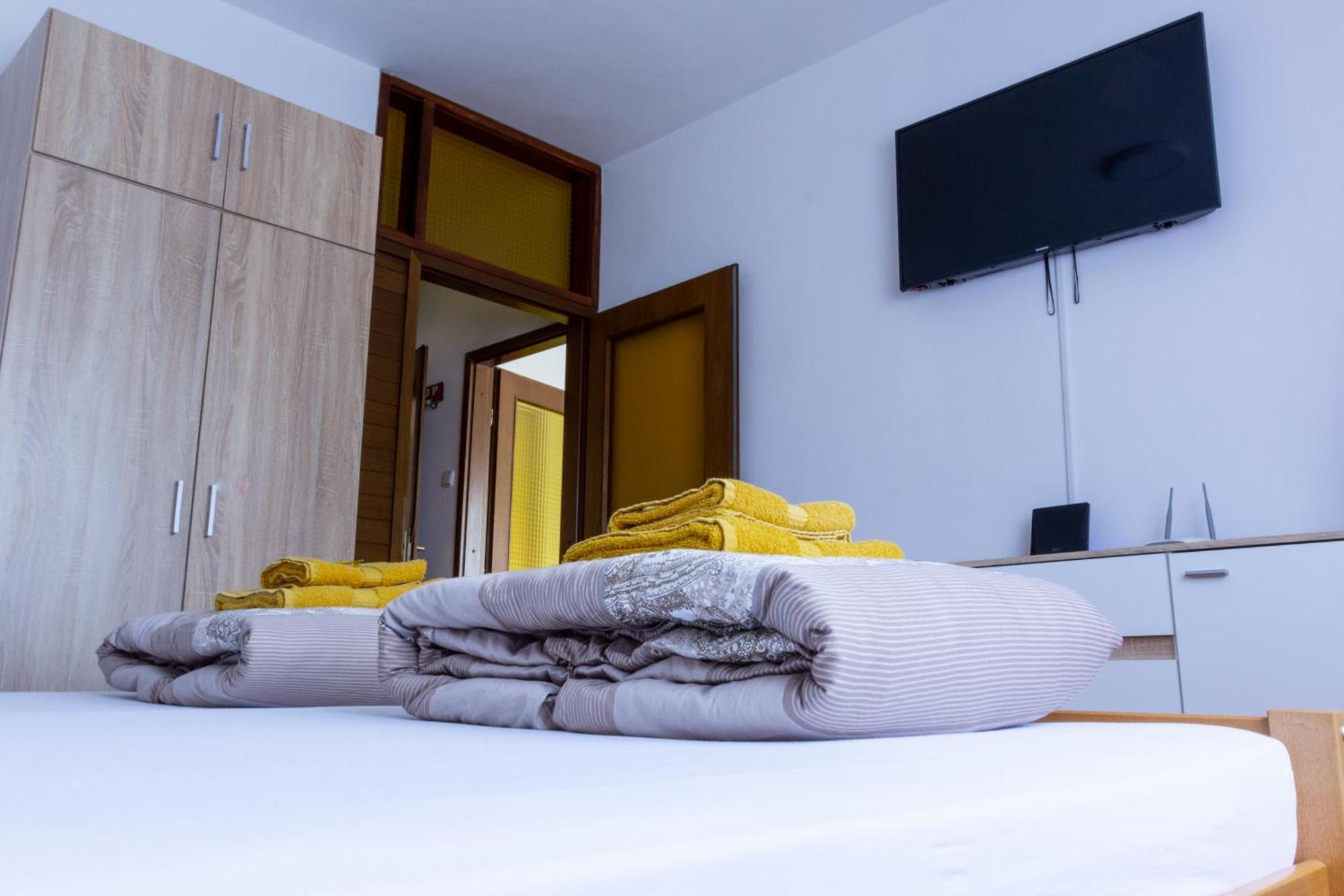 Апартаменты Sea View Retreat With 170Mbps Wifi And Sunny Balcony Кастав Экстерьер фото