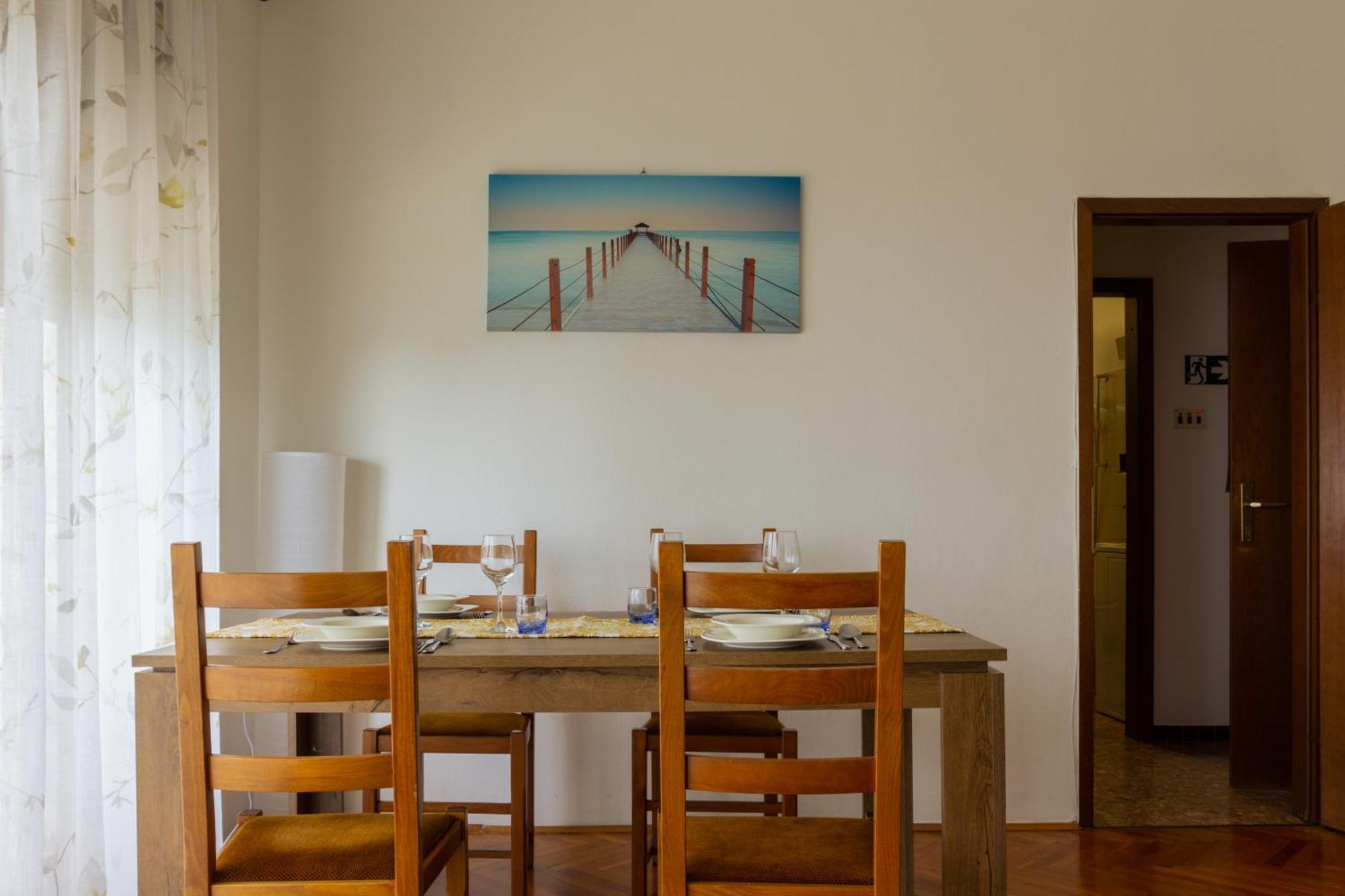 Апартаменты Sea View Retreat With 170Mbps Wifi And Sunny Balcony Кастав Экстерьер фото