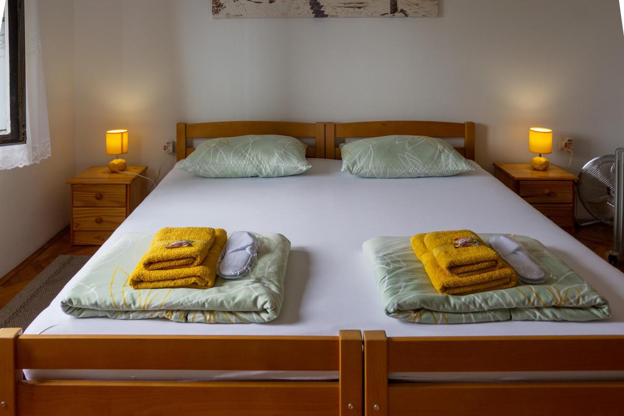 Апартаменты Sea View Retreat With 170Mbps Wifi And Sunny Balcony Кастав Экстерьер фото