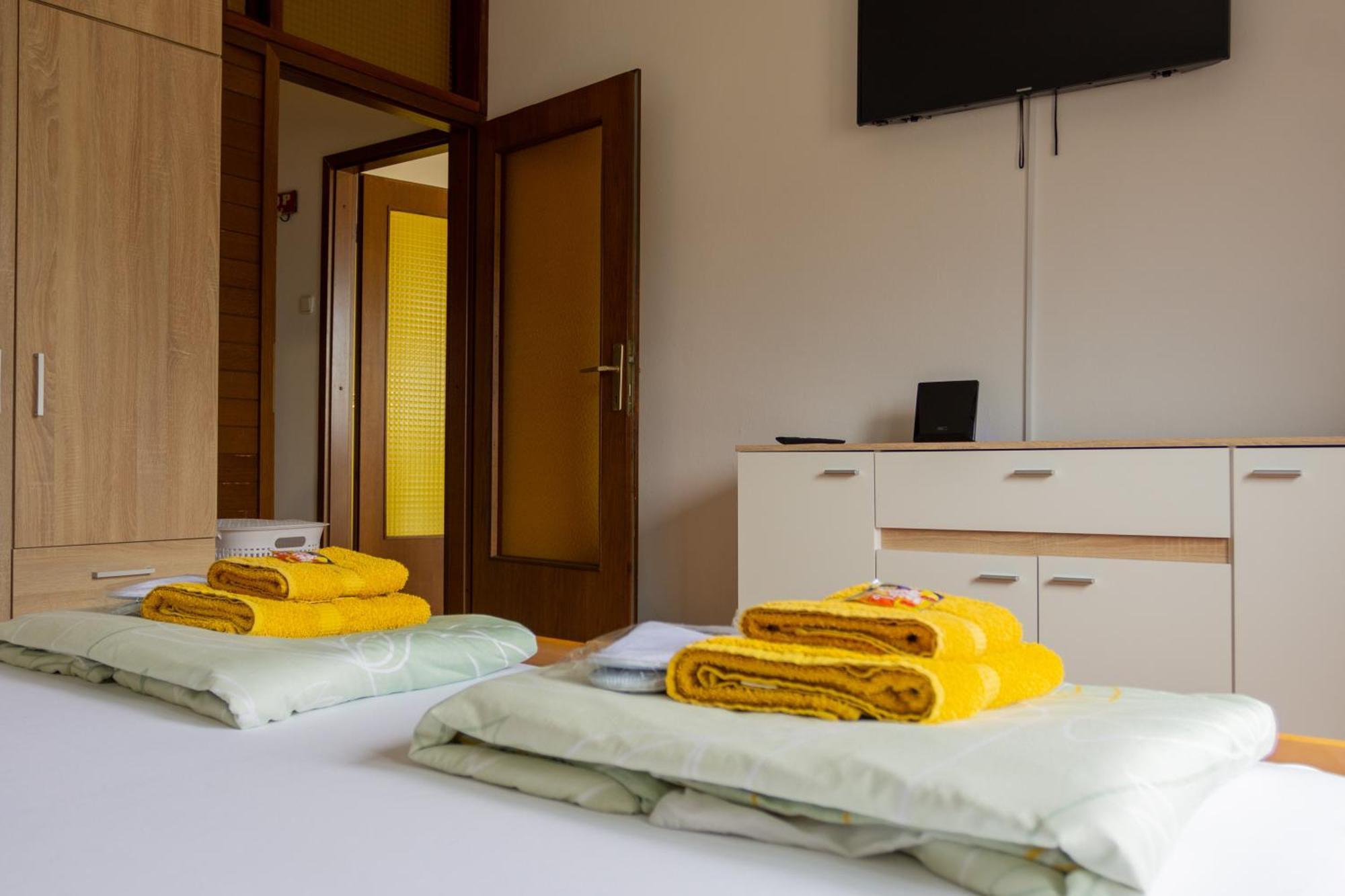 Апартаменты Sea View Retreat With 170Mbps Wifi And Sunny Balcony Кастав Экстерьер фото